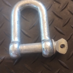 pernos especiales, abrazaderas y grilletes.