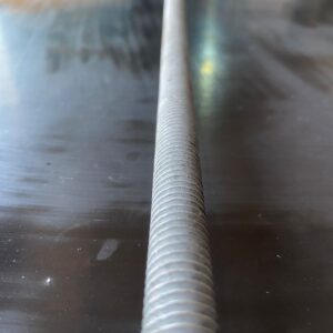 Espárragos de hilo completo